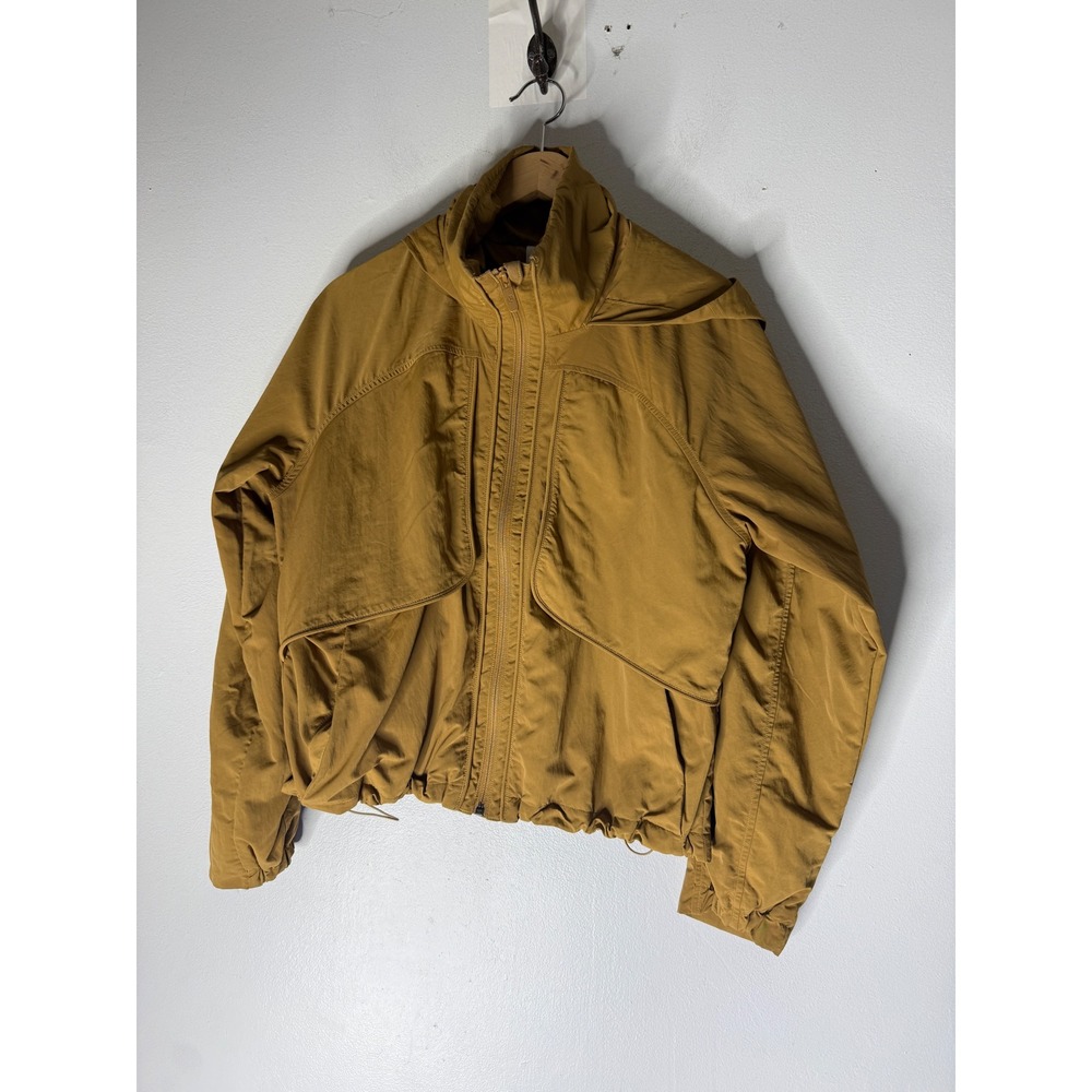 Lululemon Women's Always Effortless Jacket Brown Size 6